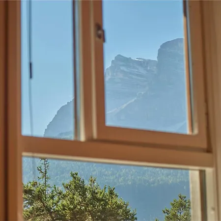 Di Design Vista Pelmo - Dei Brisi Chalet